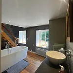 Le Repaire Des Amoureux