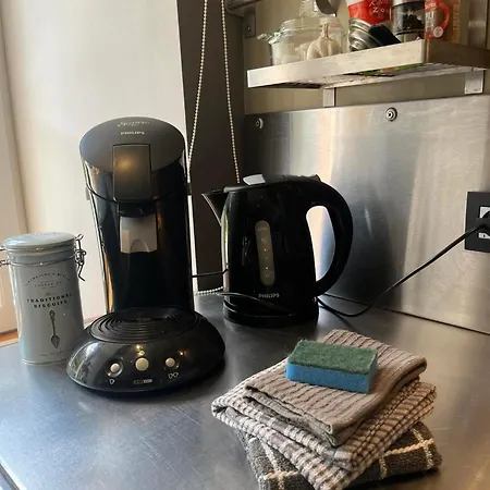 Le Repaire Des Amoureux * ラ・ロシュ・アン・アルデンヌ